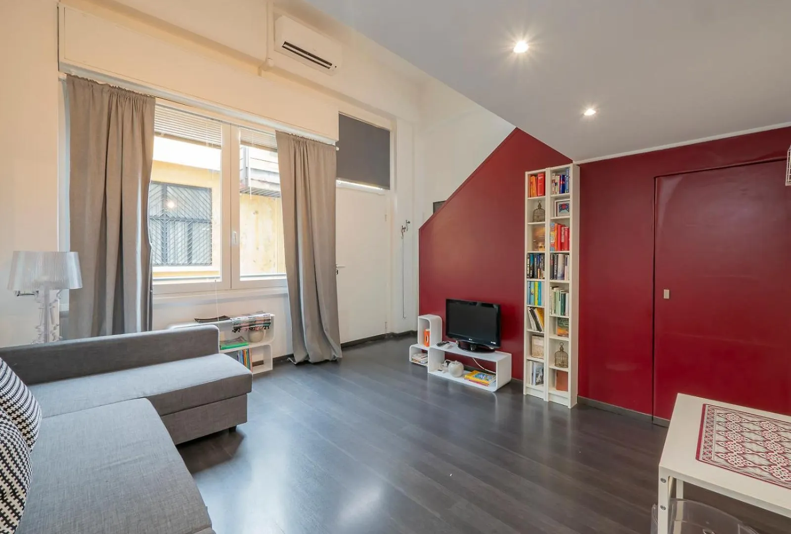 Apartment Youhosty - Porta Romana Studio Sx Milan Italy